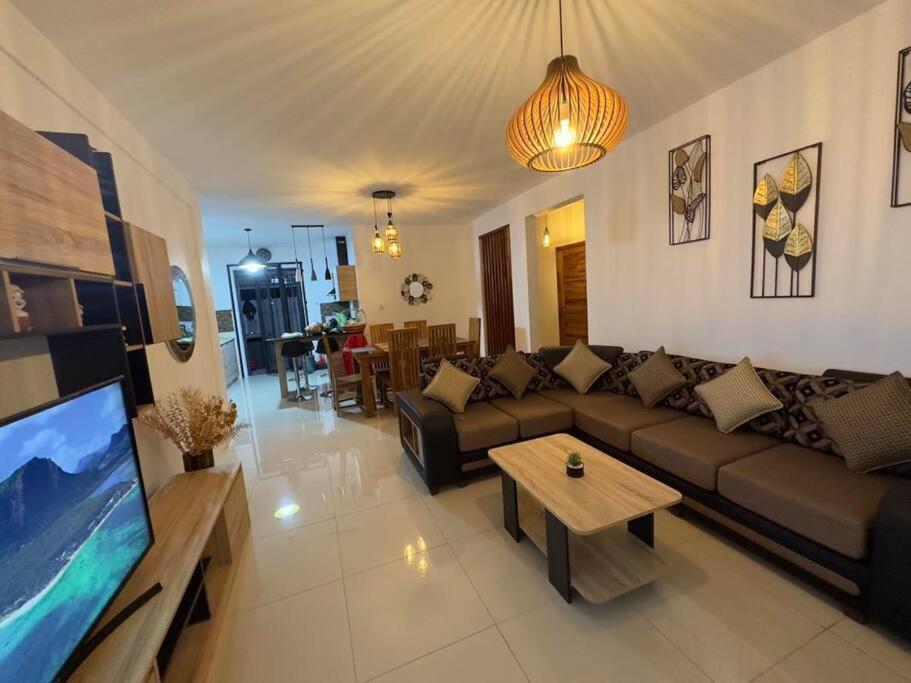 Seasand-Entire Luxury 3 Bd Condo - Close To Beach Flic-en-Flacq Екстериор снимка